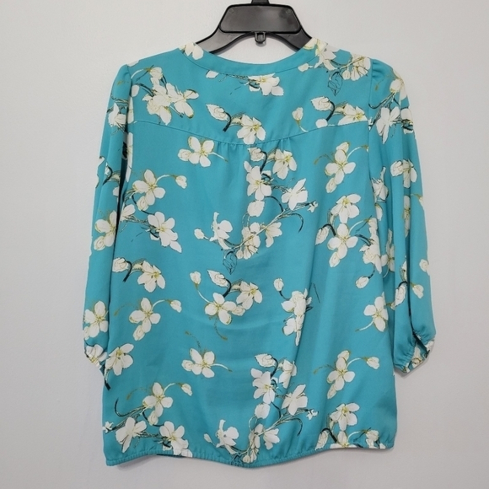 Women's Sz M & MP Office Blouse Top Bundle Floral Novelty Print Loft Crown & Ivy - Picture 10 of 16
